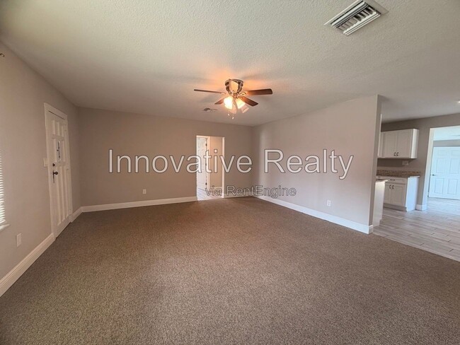 Photo - 144 N Park Ave