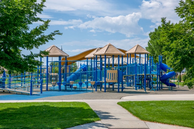 Photo - 381 Buffalo Dr