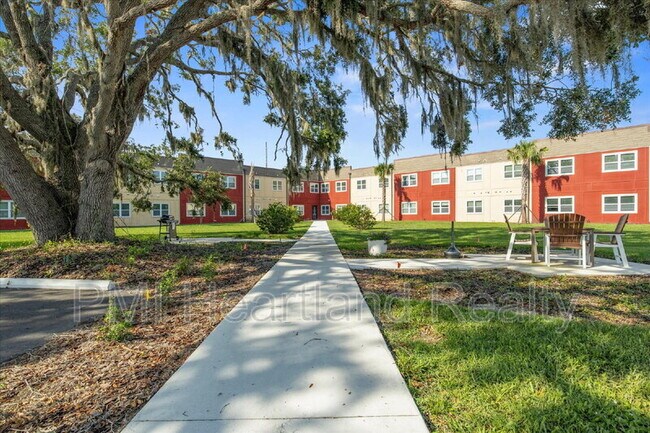 Photo - 260 Spanish Moss Cir Unit 101