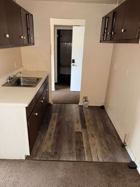 Photo - 14815 Euclid Ave Unidad 301