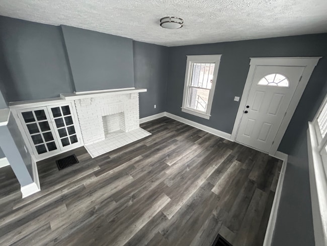 Building Photo - 32-34 Marie Ave