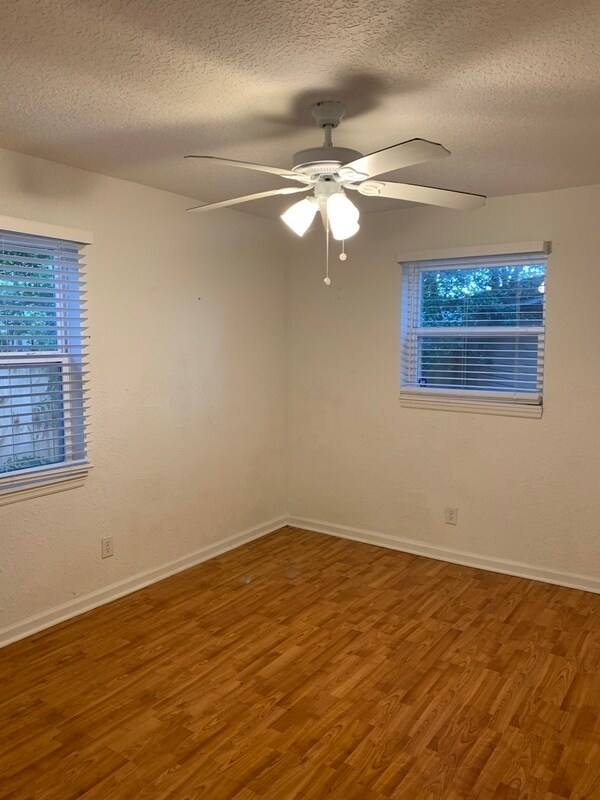 Photo - 5461 Lenox Ave