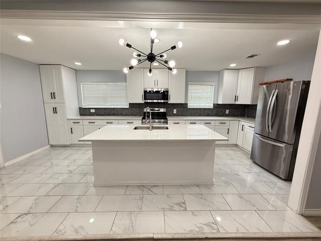 Photo - 5720 Twineing St