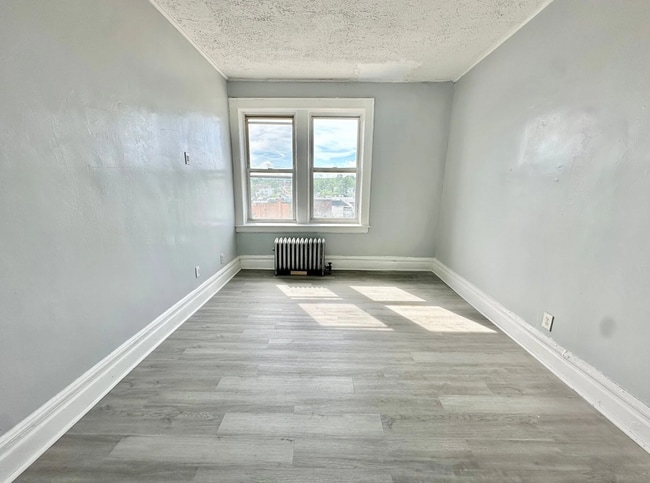 Building Photo - 94 Fairmount Terrace Unit 412