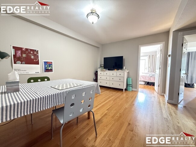 Photo - 59 Brainerd Rd Unidad 404