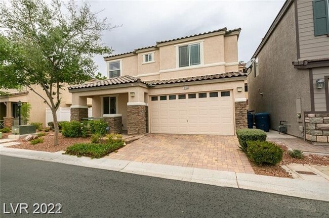 Building Photo - Charming 3-Bedroom Home in Southwest Gated...