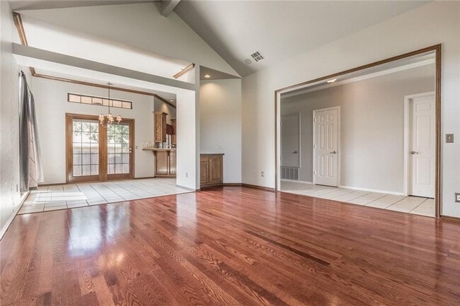 Photo - 1809 Courtney Ln