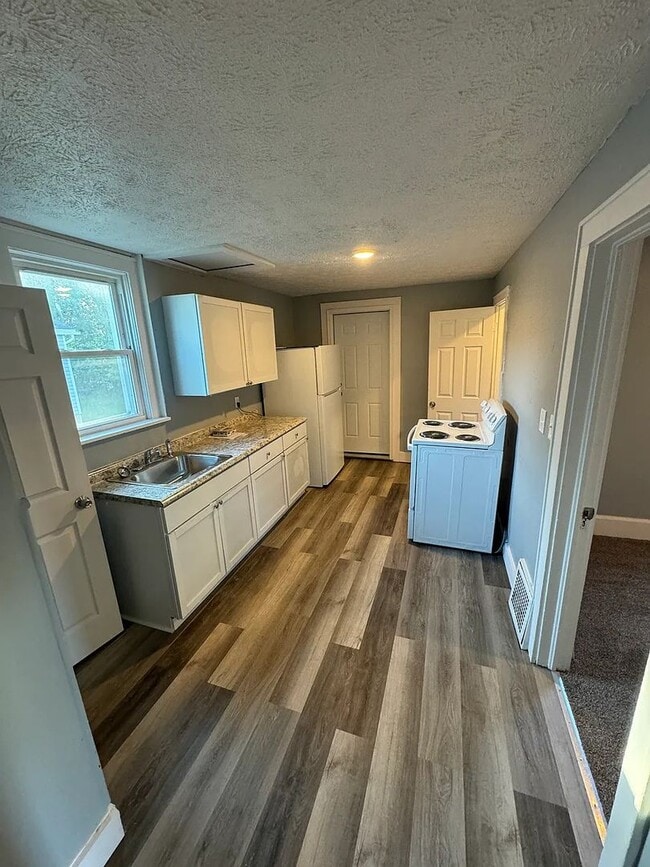 Photo - 3 Bed / 1.5 Bath – Front Porch, Garage & Large Backyard in Canton!