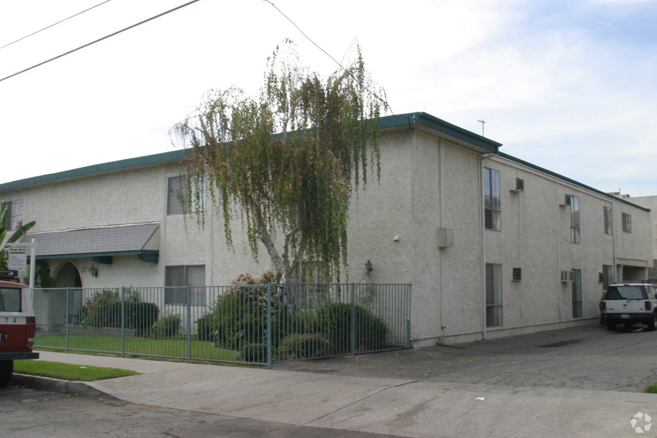 5711 Fulcher Ave - 5711 Fulcher Ave