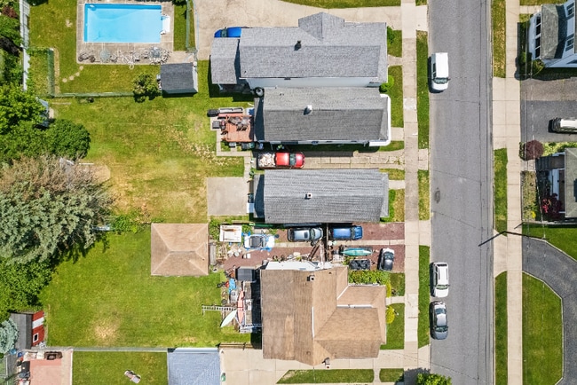 Photo - 509 Miller St