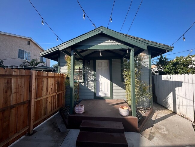 Photo - 2019 Andreo Ave Unit 2019 1/2