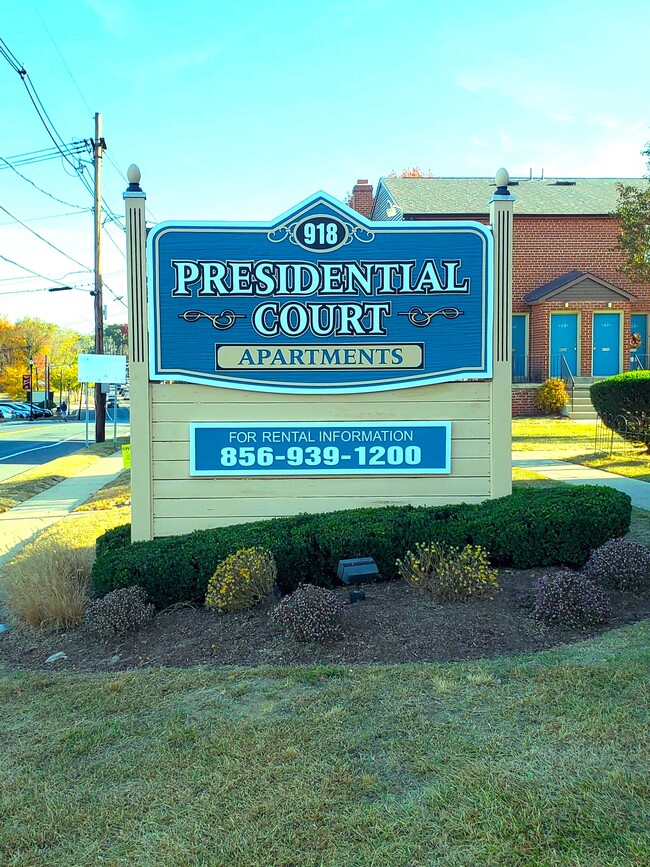 Presidential Court Apartments - Presidential Court Apartments