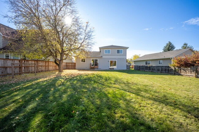 Photo - 1721 Northshore Dr