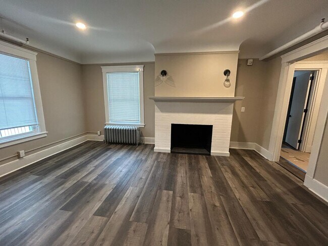 Photo - 365 Summer St