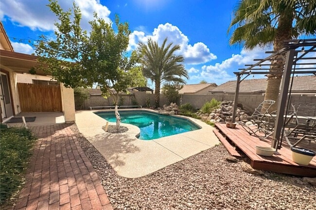 Photo - 2030 W Carson Rd