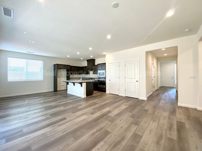 Photo - 4137 Beverly Ave