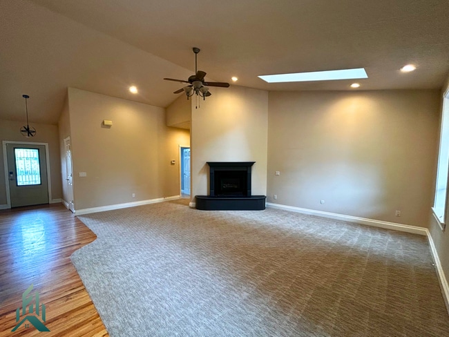 Photo - 745 SE Winterfield Pl