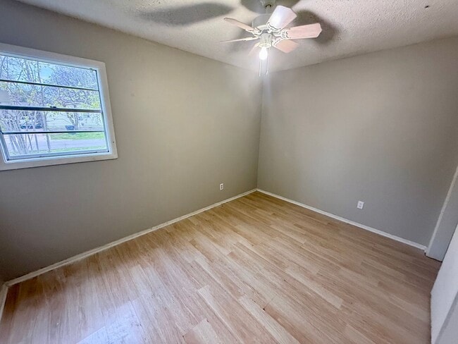 Photo - 3200 Meador Rd