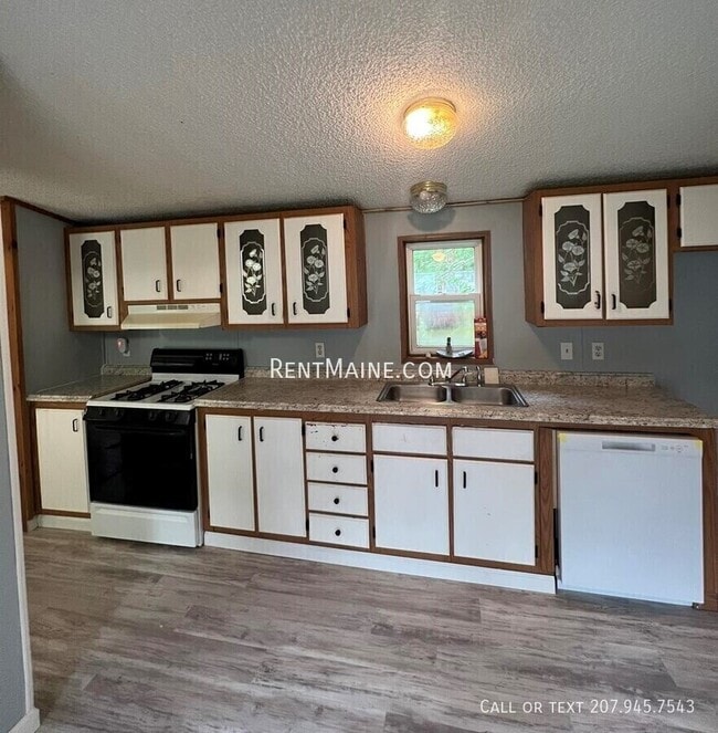 Photo - 11 Sweet Fern Dr