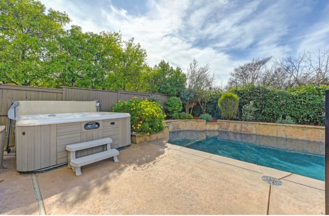 Photo - 1640 Daunting Dr House