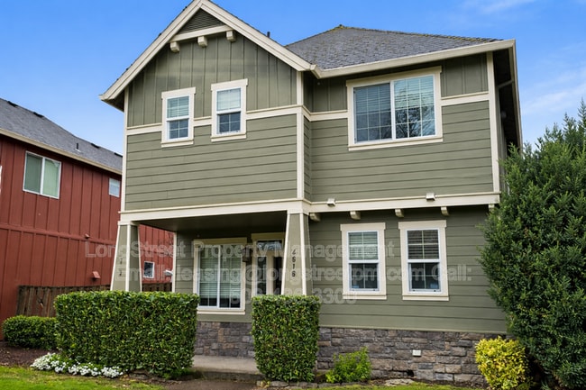 Building Photo - 4616 SE Lone Oak St