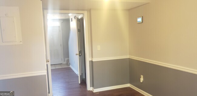 Photo - 760 Indian Lake Dr NW