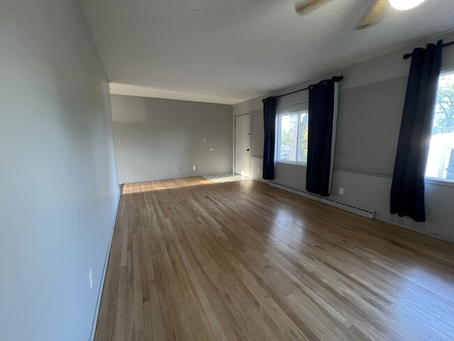 Photo - 5142 W Superior St Townhome