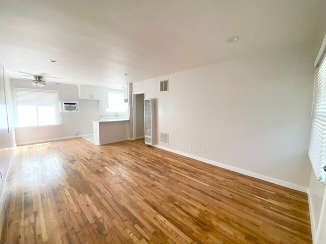 Photo - 12641 Vanowen St Unit A