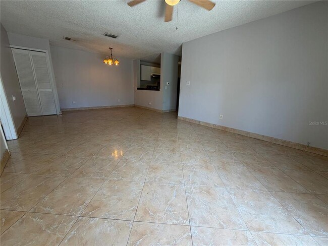 Photo - 5225 Via Hacienda Cir Unit B115