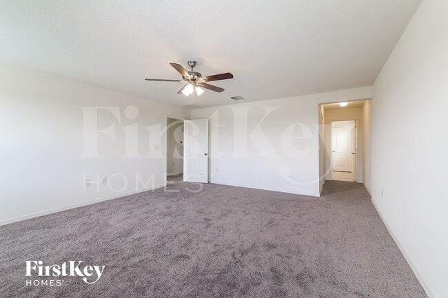 Photo - 957 Gotthard Pass Dr.