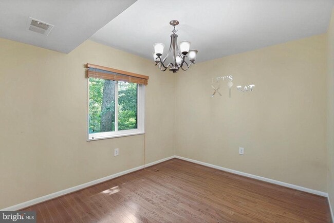 Photo - 1423 Northgate Square Unit 23/21C