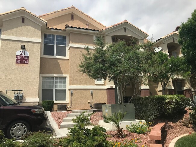 Photo - Beautiful 2bed 2bath Gated Community