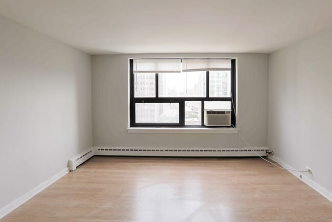 Photo - 450 W Wellington Ave Unidad F11