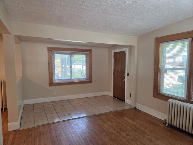 Photo - 3412 N Girard Ave
