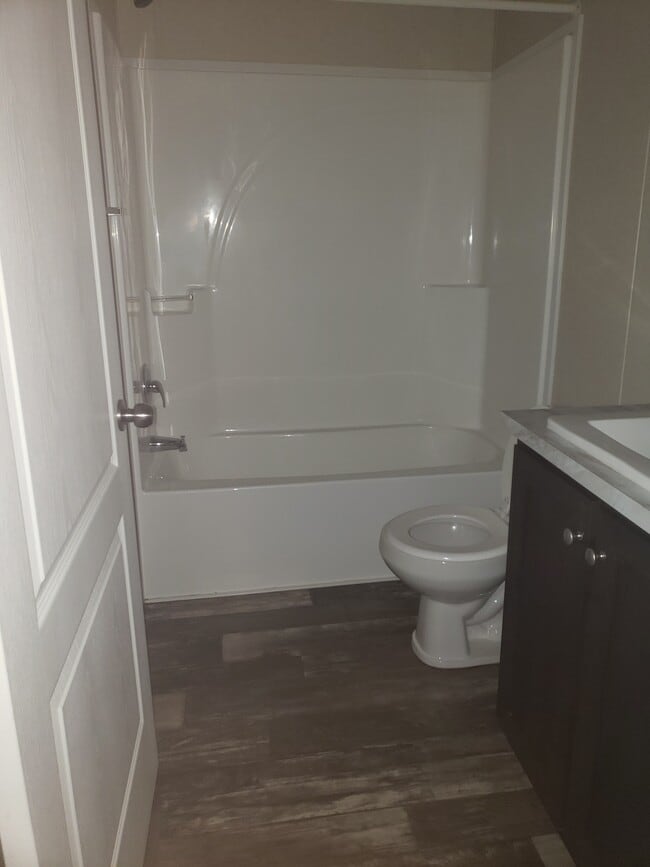 Photo - 6610 Lear Nagle Rd