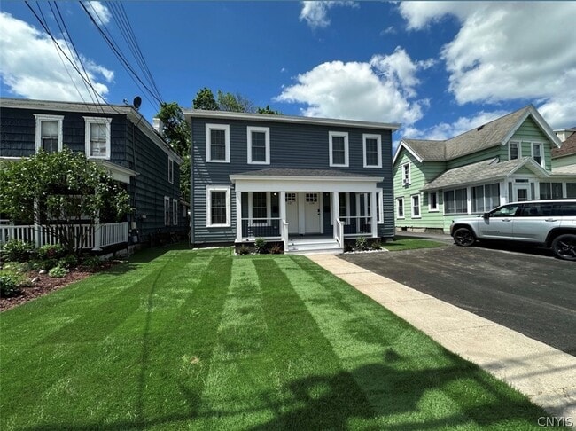 Photo - 128 Caroline Ave