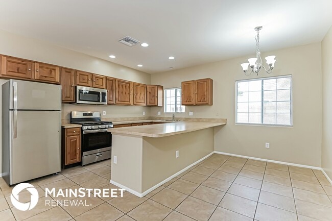 Photo - 5740 S Hildreth Ave