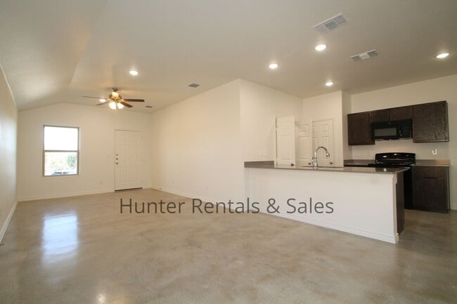 Photo - Modern Newer Duplex off Warrior's Path in Harker Heights