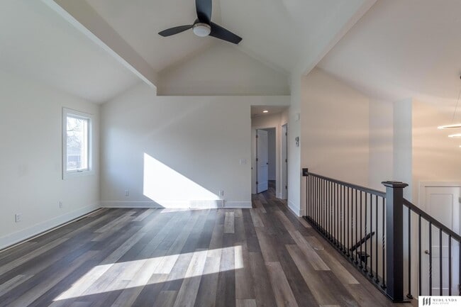 Photo - 14711 Borman St