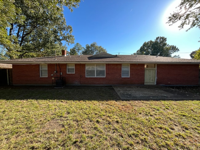 Photo - 1508 E Raines Rd