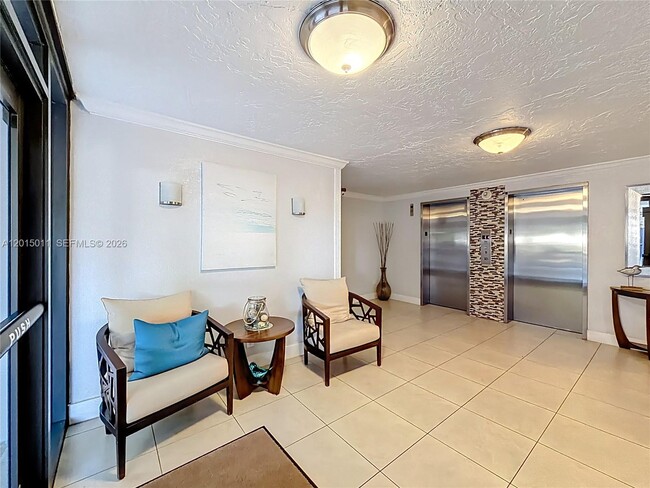 Photo - 605 Oaks Dr Unit 405