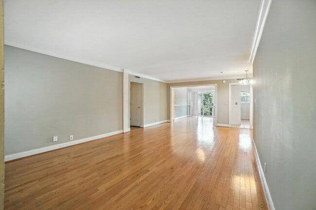 Photo - 2270 Madison Rd Unit 1B