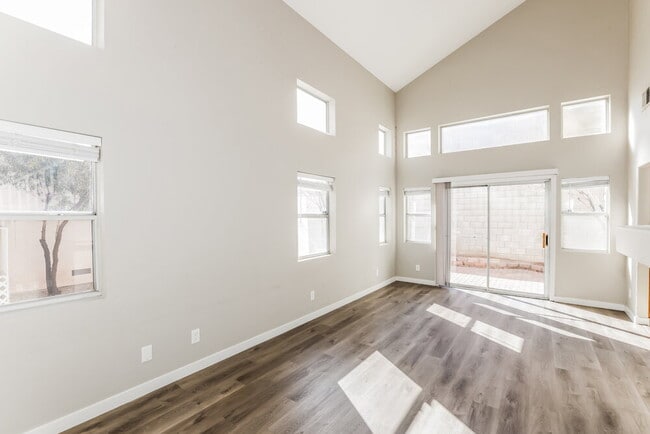 Photo - 2181 Hearts Club Dr