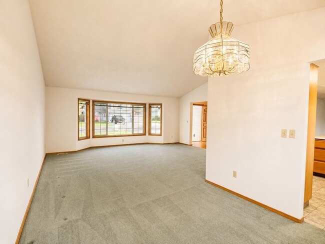 Photo - 226 Sparks Dr