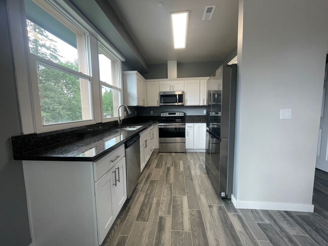 Photo - Lovely 3 Bedroom Townhome Built In 2022!