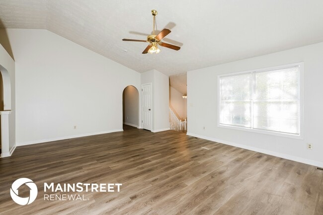 Photo - 408 Squire Dr