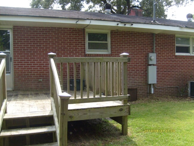 Photo - 142 Bryan Blvd