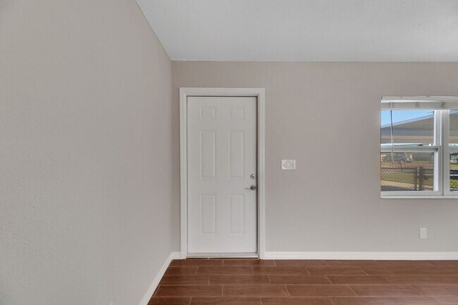 Photo - 412 Flamingo Dr