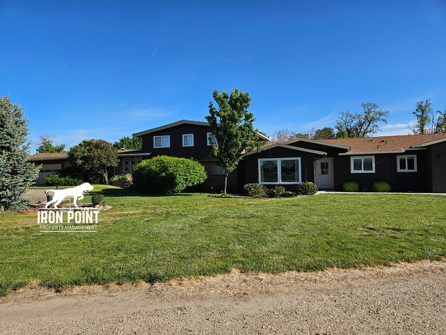 Photo - 2bed/1bath w/2 car garage & all appliances included.