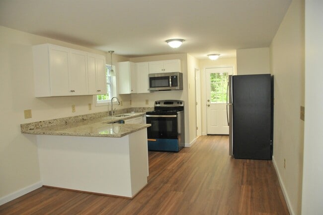 Photo - 115 High Rock Rd